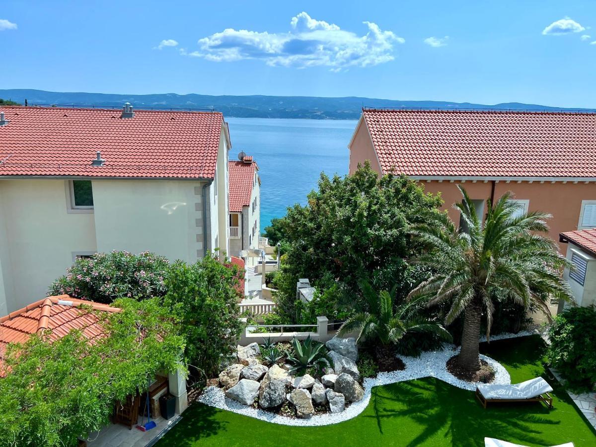 Villa Romana II 奥米什 外观 照片