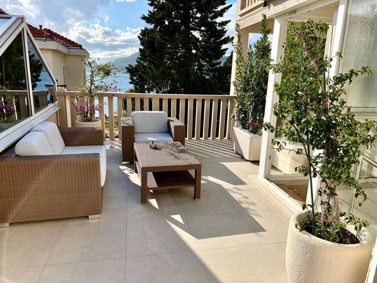Villa Romana II 奥米什 外观 照片