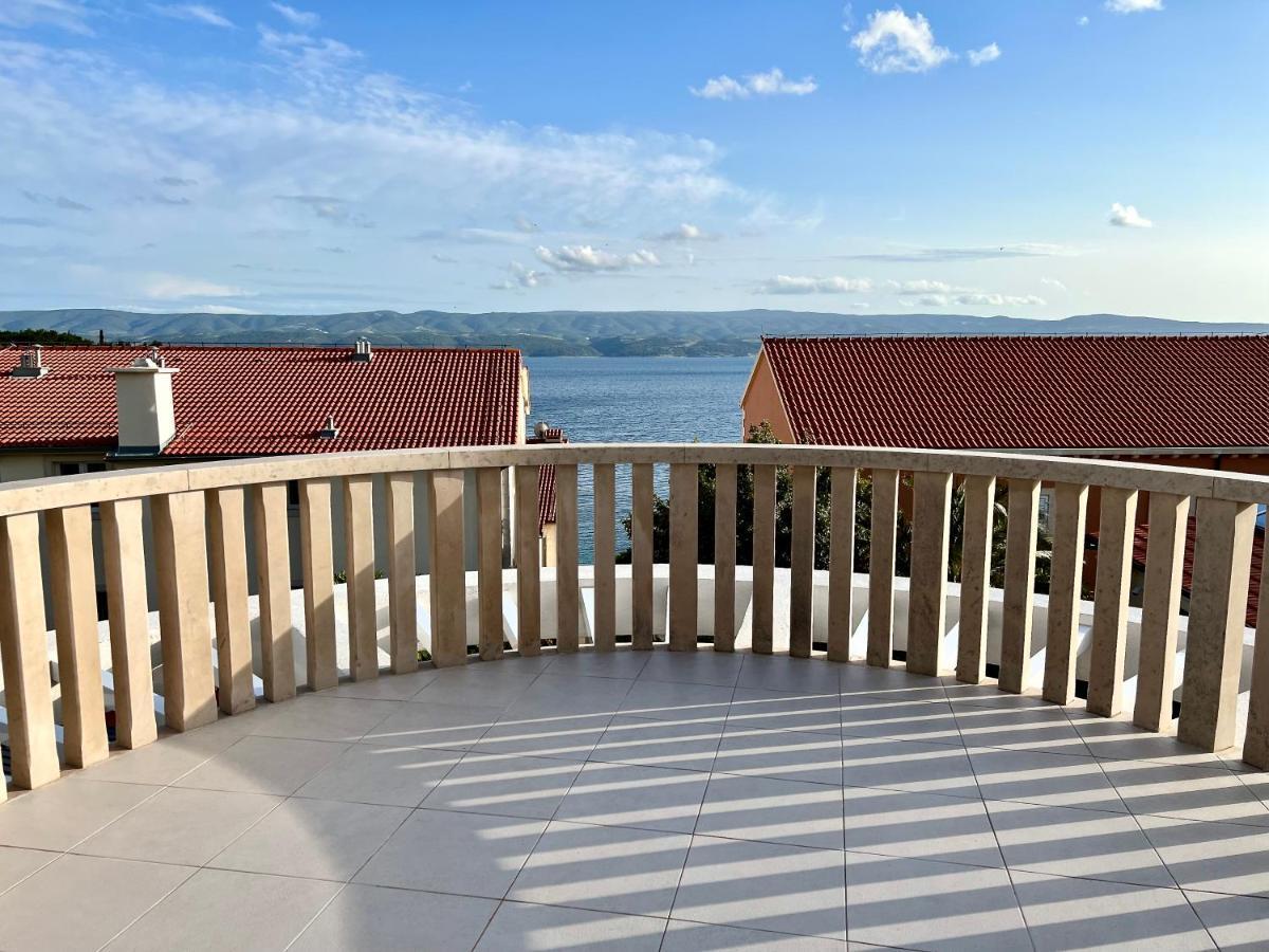 Villa Romana II 奥米什 外观 照片