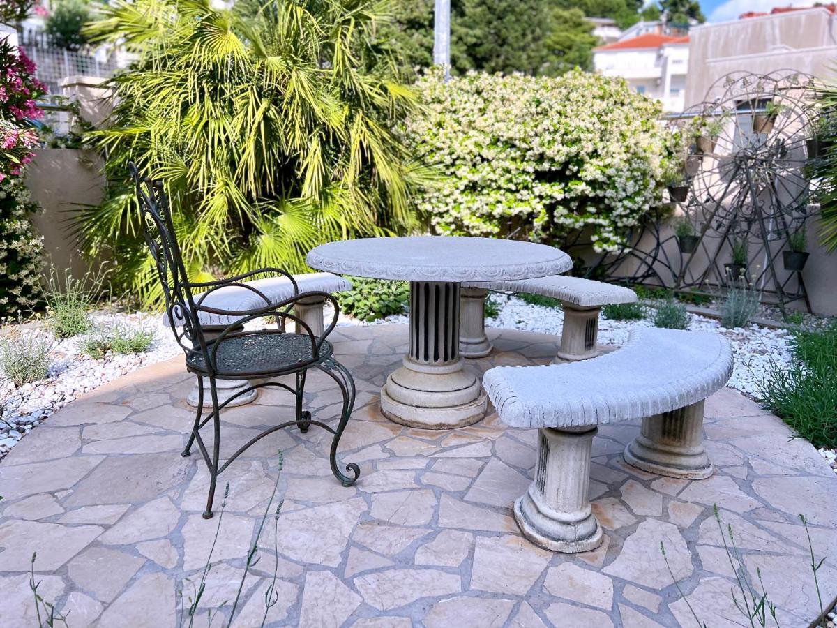 Villa Romana II 奥米什 外观 照片